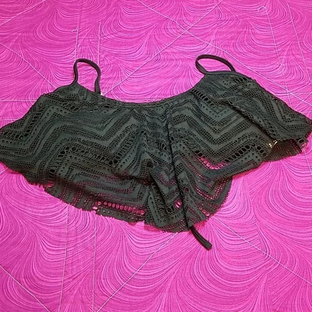 ✔ 5 for $25 OP black bikini top size XL